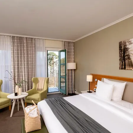 Precise Scharmuetzelsee - Golf & 巴特萨罗皮斯库夫