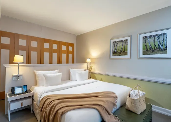 Precise Scharmuetzelsee - Golf & Бад-Заров